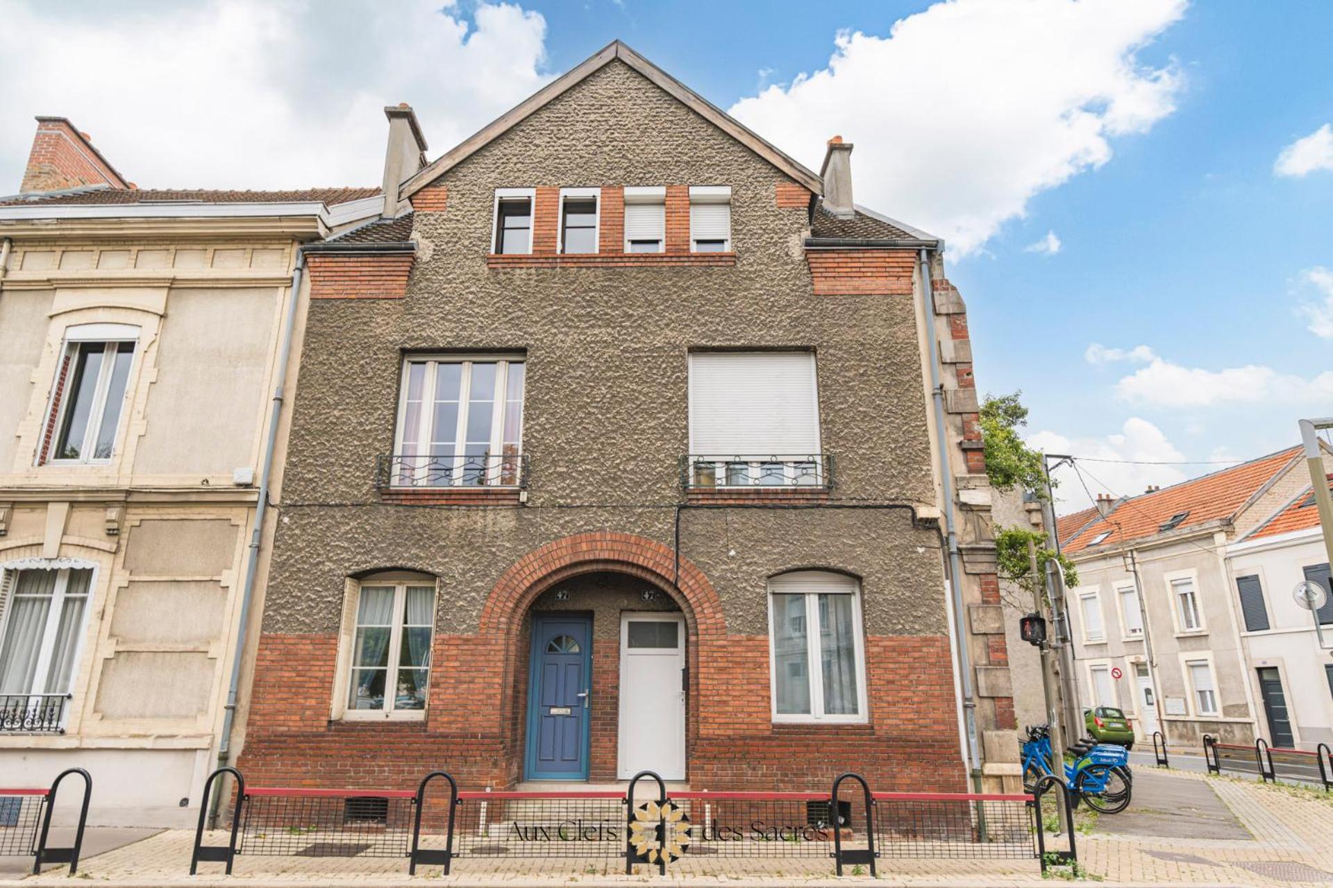 Maison De Ville Avec Cour Place Luton Reims Eksteriør bilde